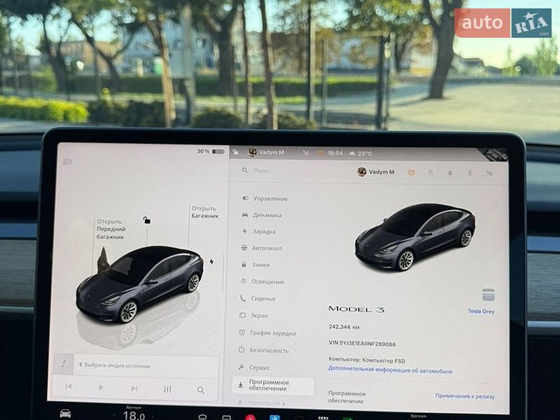 Седан Tesla Model 3 2022 в Луцьку