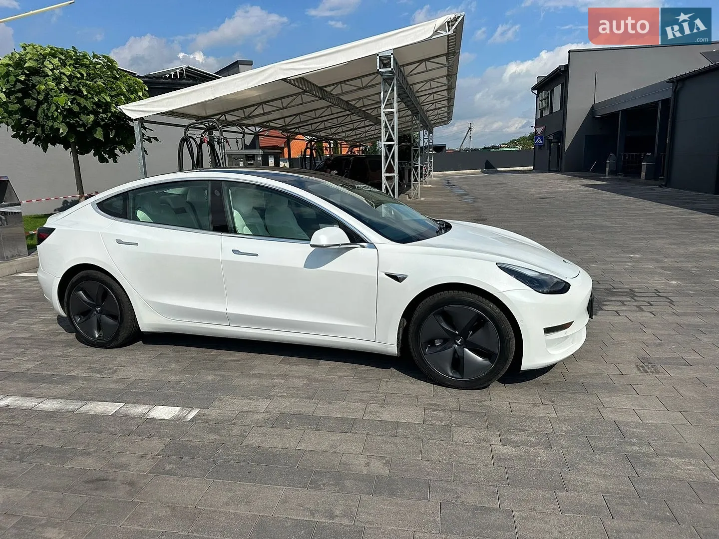 2019 Tesla Model 3 - мініатюра 15
