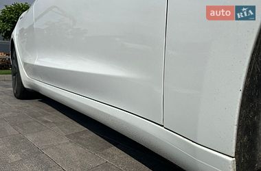 Седан Tesla Model 3 2019 в Луцке