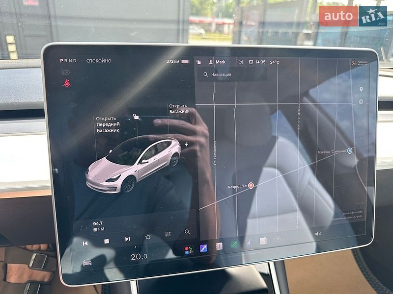 Седан Tesla Model 3 2019 в Луцке