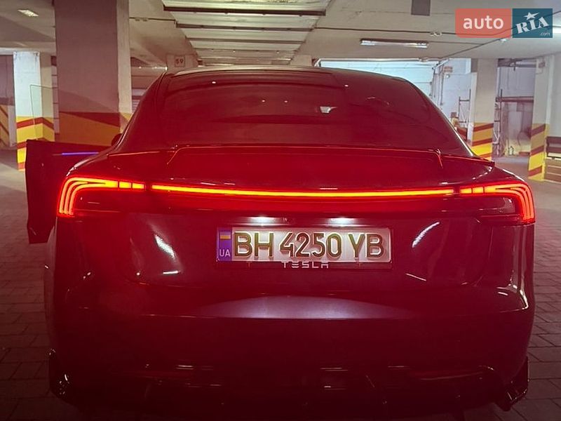 Седан Tesla Model 3 2024 в Одессе фото 18 Седан Tesla Model 3 2024 в Одессе