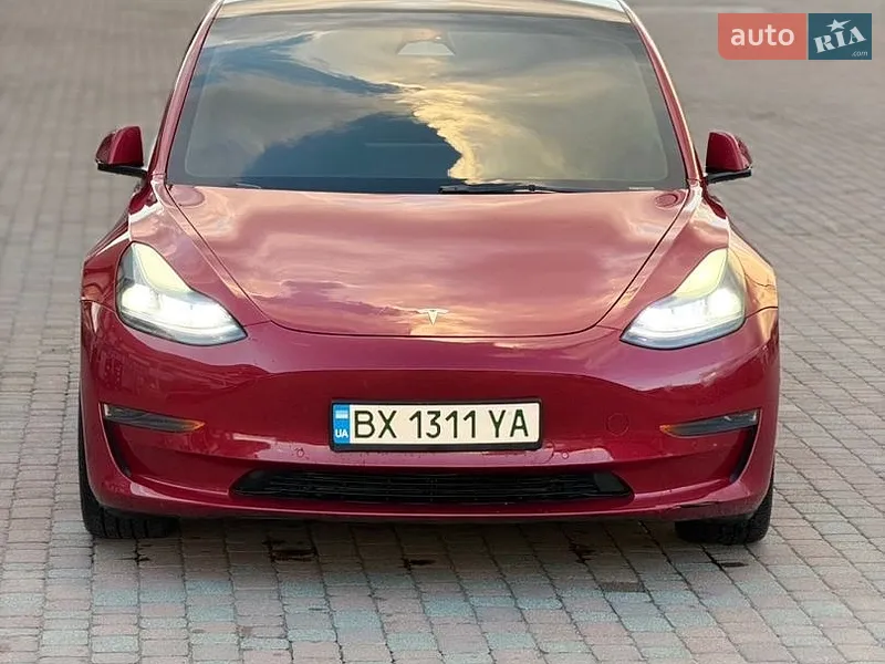 Tesla Model 3 2022