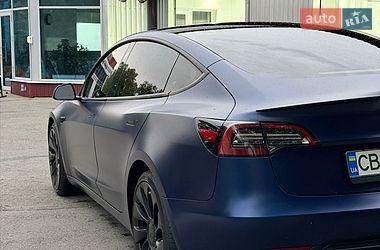 Седан Tesla Model 3 2022 в Киеве