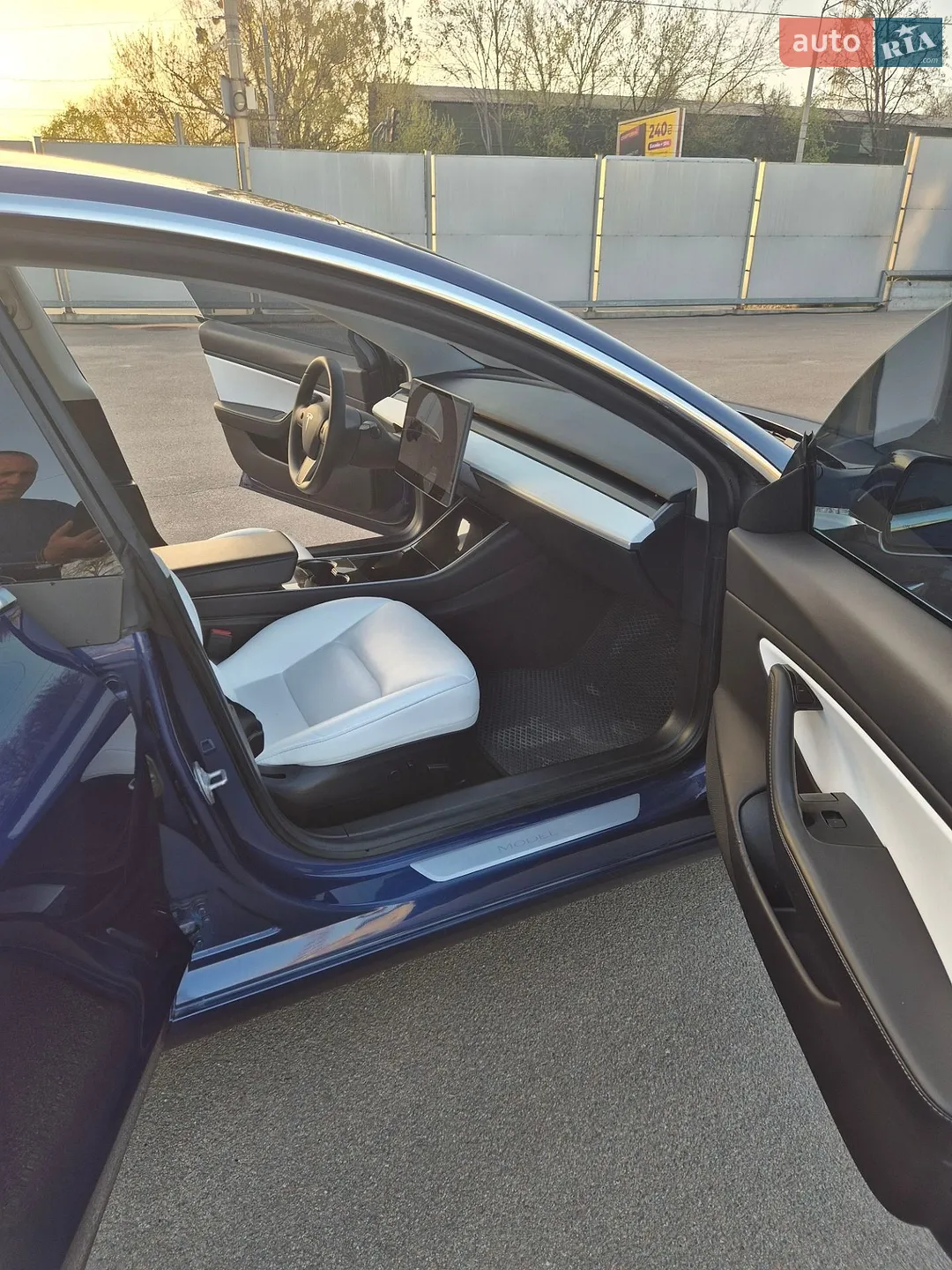 2019 Tesla Model 3 - мініатюра 10