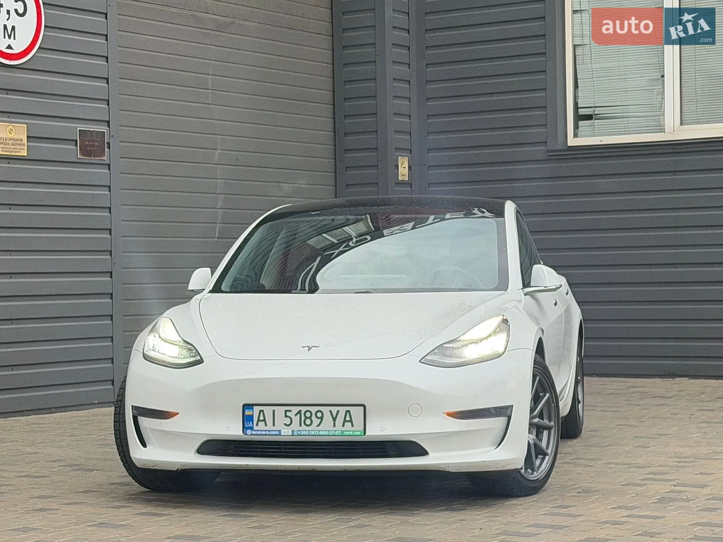 2020 Tesla Model 3 - мініатюра 2