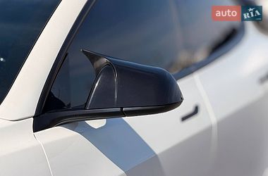 Седан Tesla Model 3 2019 в Кривому Розі