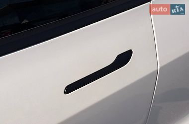 Седан Tesla Model 3 2019 в Кривому Розі
