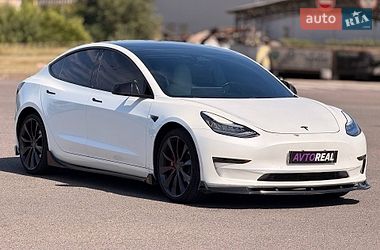 Седан Tesla Model 3 2019 в Кривому Розі