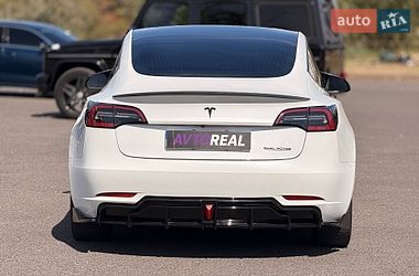 Седан Tesla Model 3 2019 в Кривому Розі