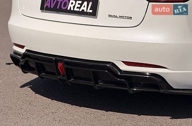 Седан Tesla Model 3 2019 в Кривому Розі