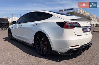 Седан Tesla Model 3 2019 в Кривому Розі