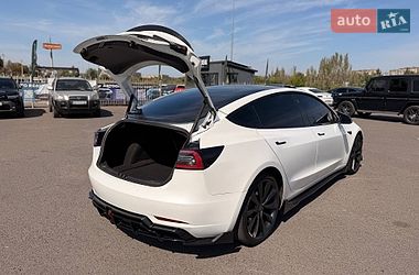 Седан Tesla Model 3 2019 в Кривому Розі