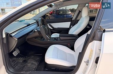 Седан Tesla Model 3 2019 в Кривому Розі