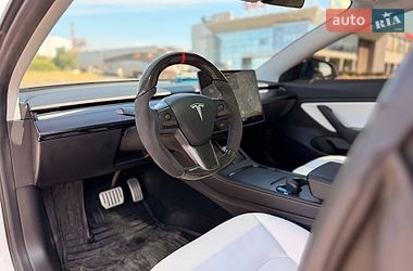 Седан Tesla Model 3 2019 в Кривому Розі