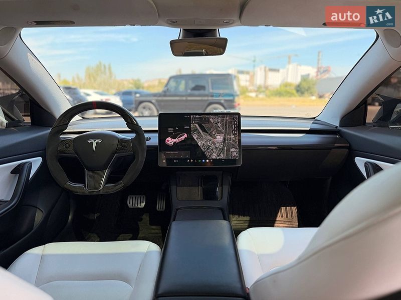 Седан Tesla Model 3 2019 в Кривому Розі