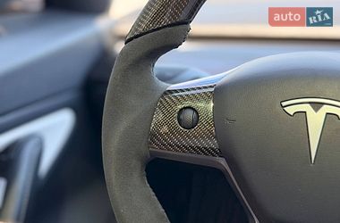 Седан Tesla Model 3 2019 в Кривому Розі