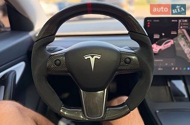 Седан Tesla Model 3 2019 в Кривому Розі