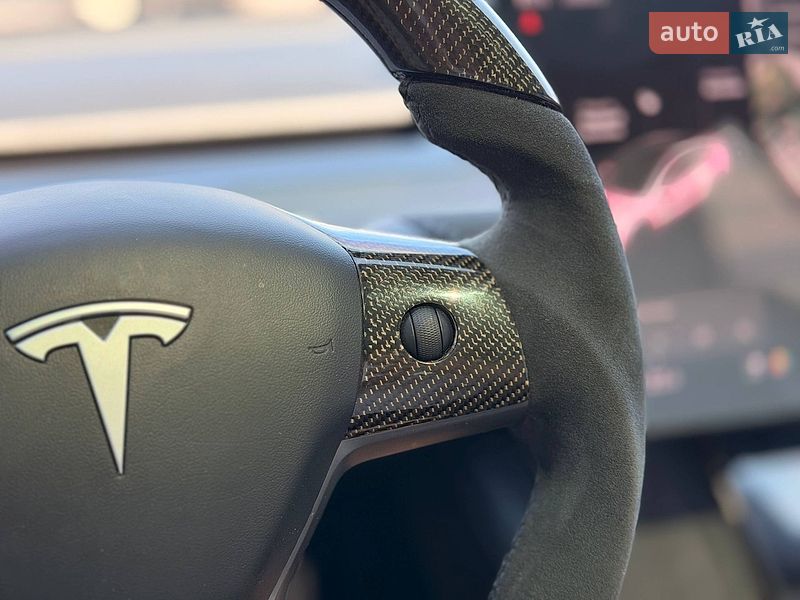 Седан Tesla Model 3 2019 в Кривому Розі
