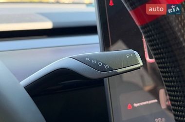 Седан Tesla Model 3 2019 в Кривому Розі