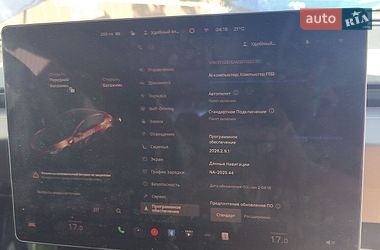 Седан Tesla Model 3 2025 в Києві