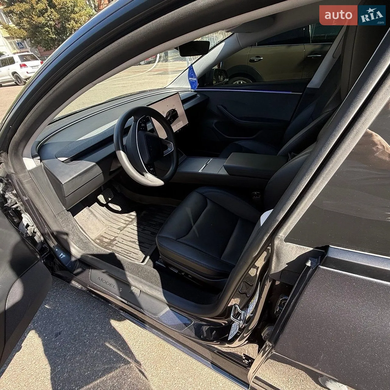 2024 Tesla Model 3 - мініатюра 8