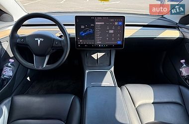 Седан Tesla Model 3 2021 в Одессе