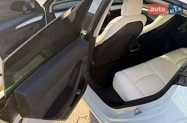 Седан Tesla Model 3 2021 в Запоріжжі