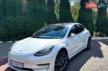 tesla model-3 2019 в Київ від професійного продавця Денис