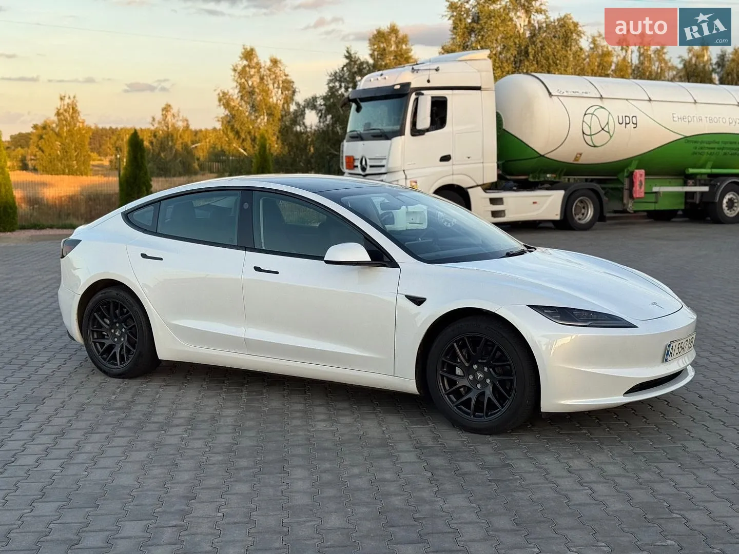 2024 Tesla Model 3 - мініатюра 15