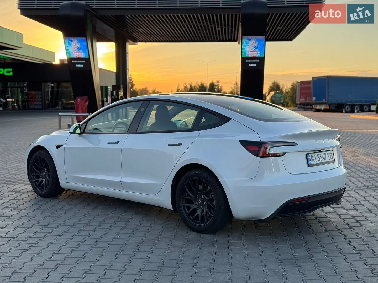 2024 Tesla Model 3 - мініатюра 20