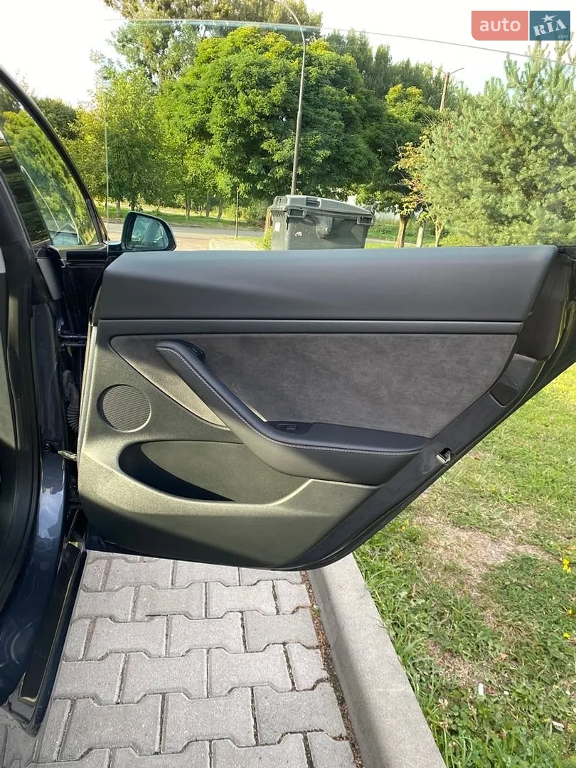 2022 Tesla Model 3 - мініатюра 19