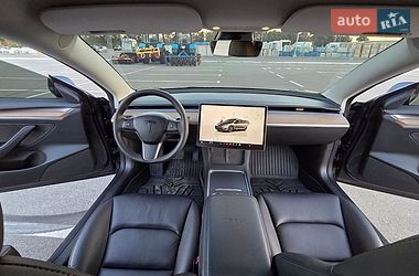 Седан Tesla Model 3 2023 в Днепре