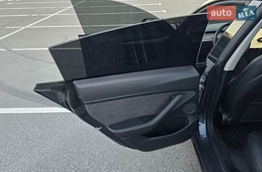 Седан Tesla Model 3 2023 в Днепре