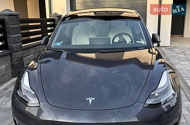 tesla model-3 2022 в Острог від професійного продавця Олександр