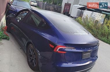 Седан Tesla Model 3 2025 в Києві