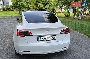 Седан Tesla Model 3 2020 в Хмельницькому