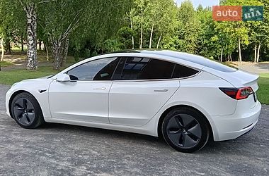 Седан Tesla Model 3 2020 в Хмельницькому