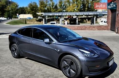 Седан Tesla Model 3 2020 в Хмельницькому