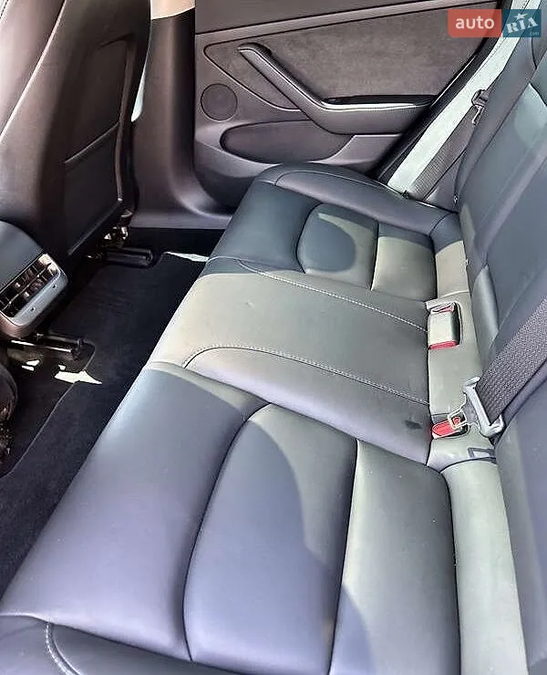2022 Tesla Model 3 - мініатюра 11