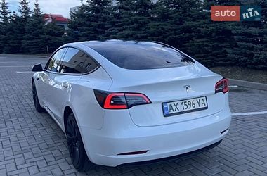 Седан Tesla Model 3 2023 в Киеве