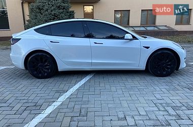 Седан Tesla Model 3 2023 в Киеве