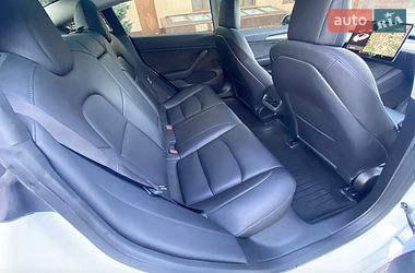 Седан Tesla Model 3 2023 в Киеве