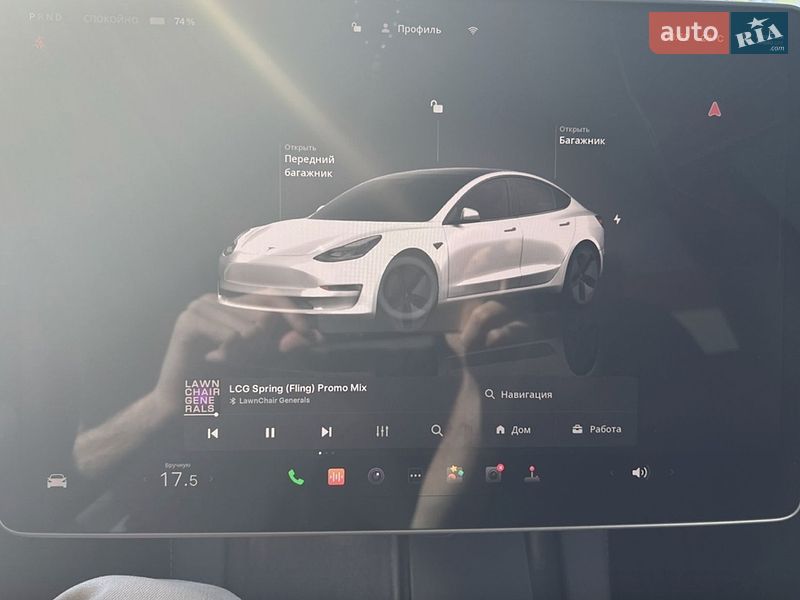 Седан Tesla Model 3 2023 в Киеве