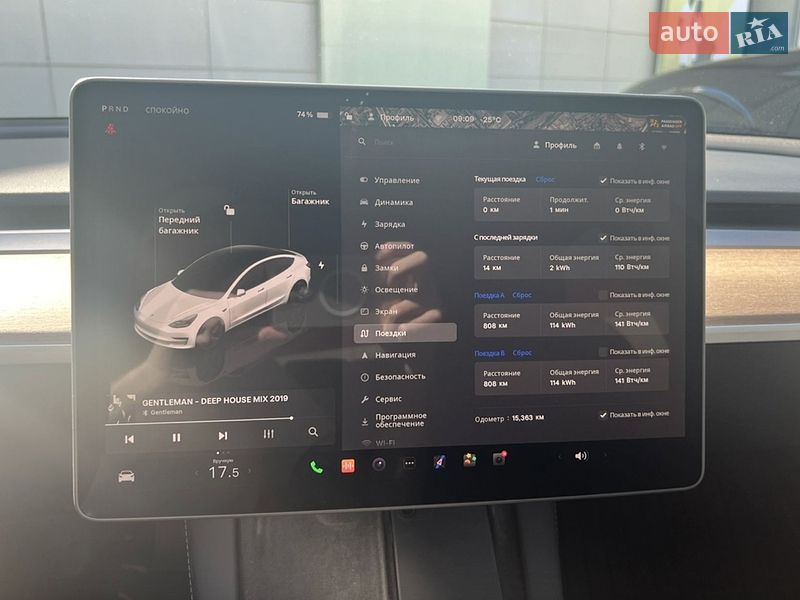 Седан Tesla Model 3 2023 в Киеве