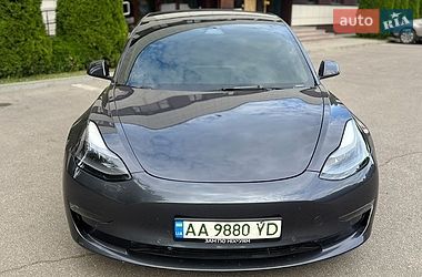 Седан Tesla Model 3 2021 в Днепре