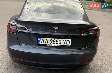 Седан Tesla Model 3 2021 в Днепре