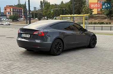 Седан Tesla Model 3 2021 в Дніпрі