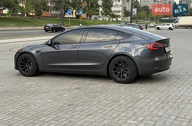 Седан Tesla Model 3 2021 в Дніпрі