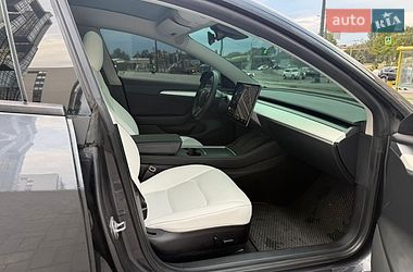 Седан Tesla Model 3 2021 в Дніпрі