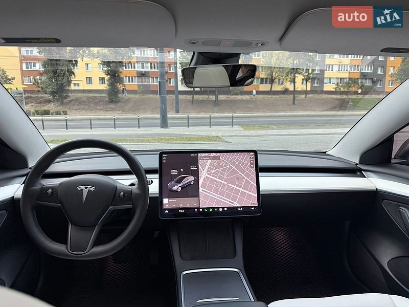 Седан Tesla Model 3 2021 в Дніпрі